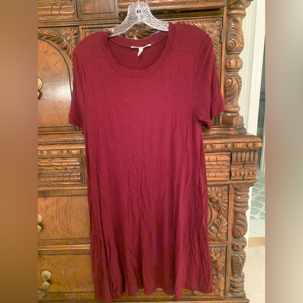 Stretchy BCBG t shirt dress